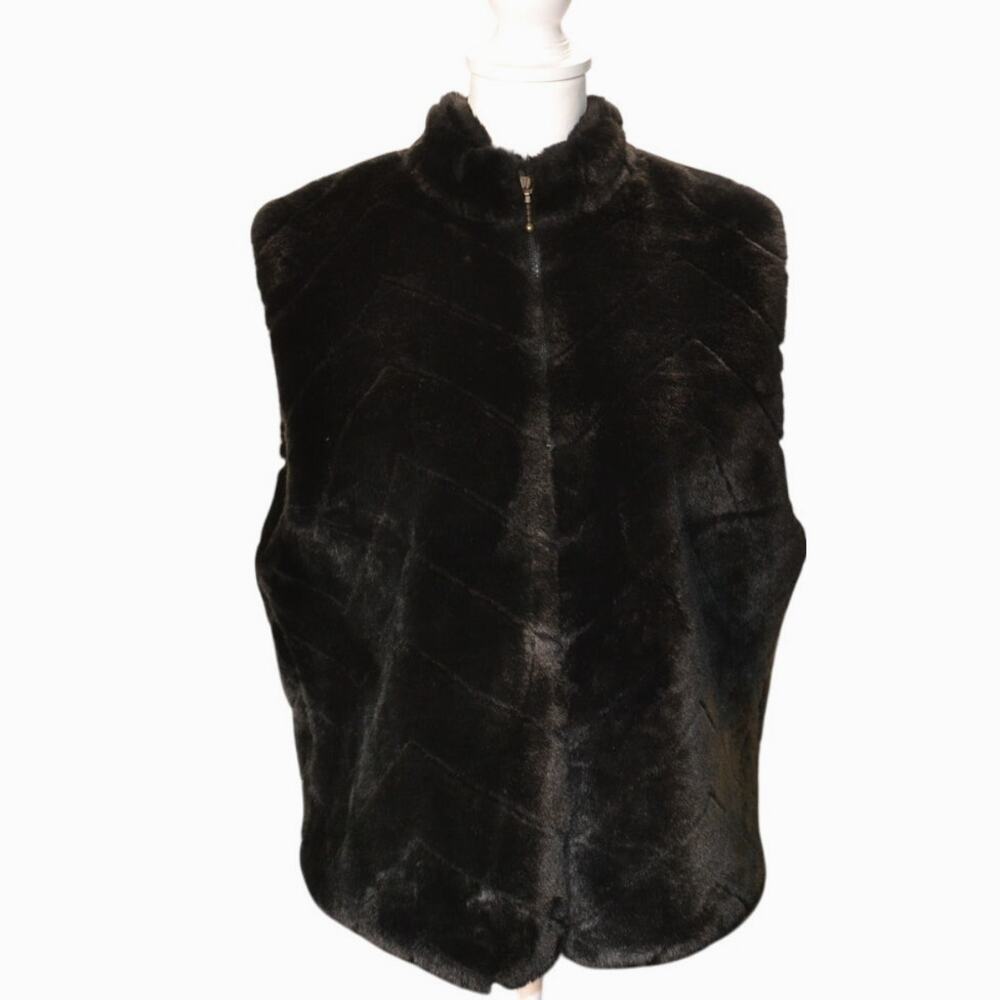 Preston & York Women's Black Faux Fur Zip Vest Size L Soft Plush Winter Layer
